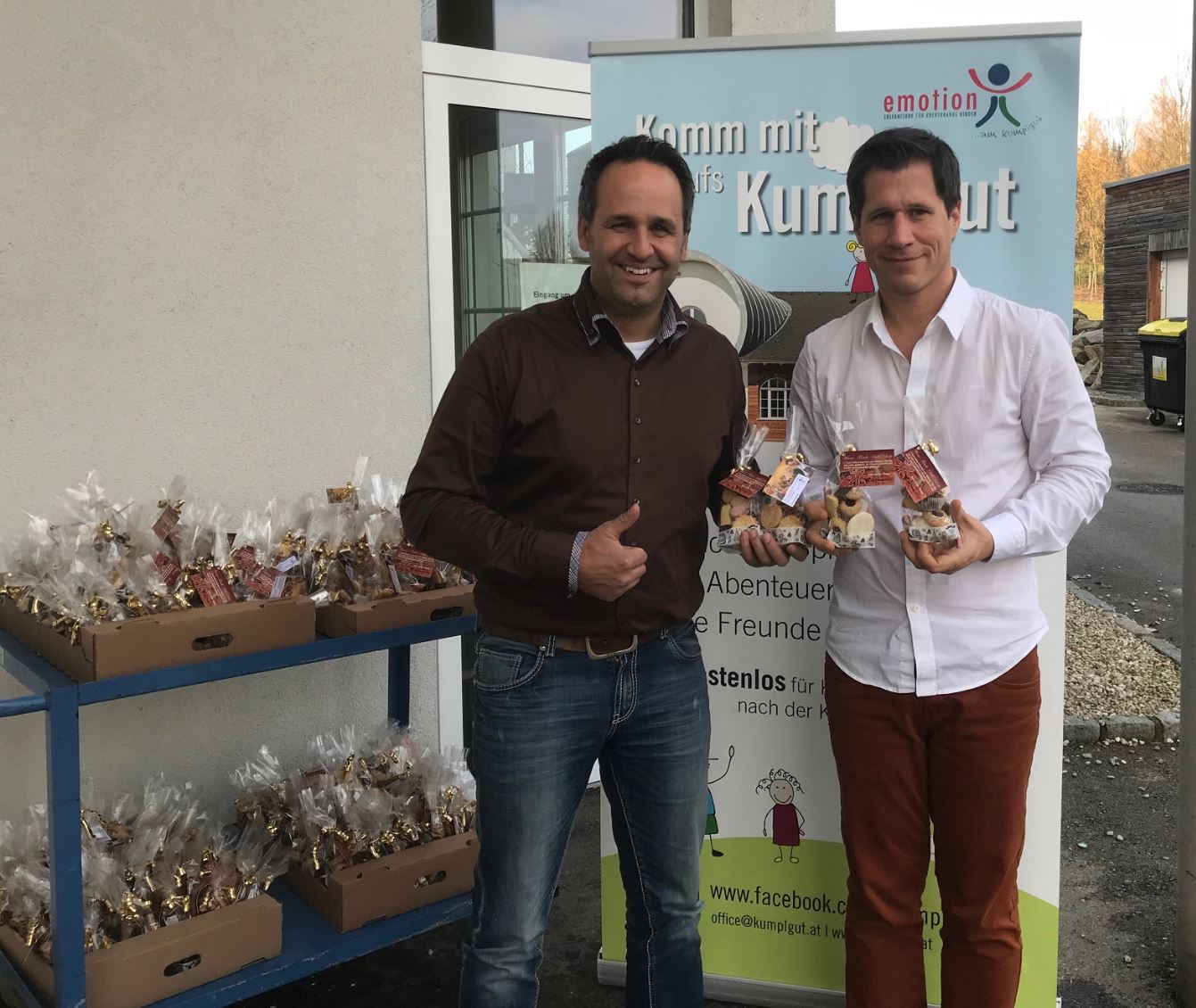 Fa. Linzomatic beschenkt Kunden mit Keksen vom Kumplgut